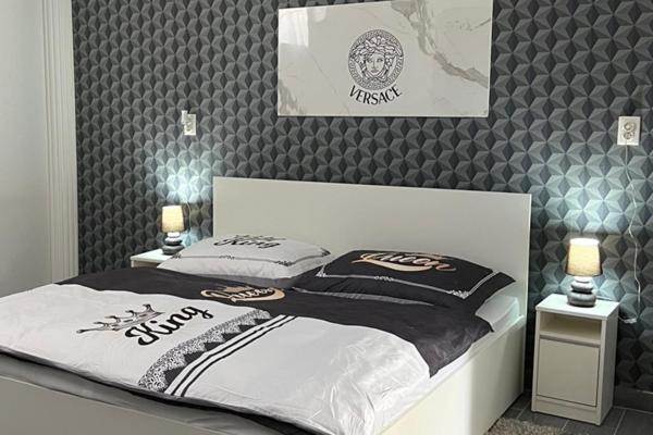 Adel Apartman Kisujszallas Esterno foto